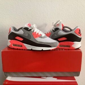 SOLD! DO NOT BUY! Mens 10.5 Nike Air Max III 90 ‘Infrared’ Wht/blk-cool grey